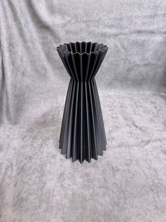 Linea Fekete Bordázott Váza 20 cm - PLA Műanyag